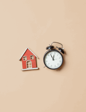 Wondering how long UK property conveyancing takes in 2025? We break it all down