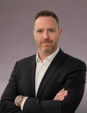 Carbon Welcomes Stewart Knights as Corporate & Commercial Partner